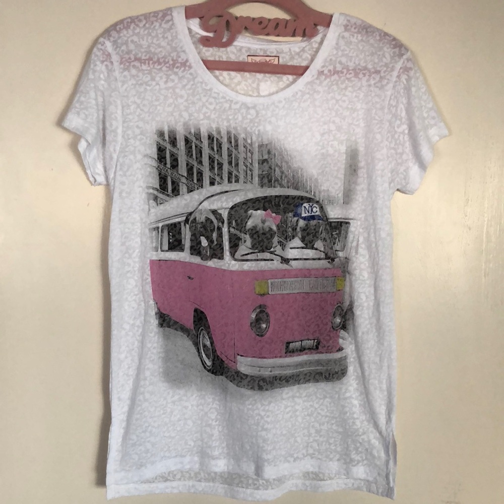 🆕🐶Dogs in a VW Tshirt! Soft knit fabric! Girls M 10/12. Poly/cotton jersey!